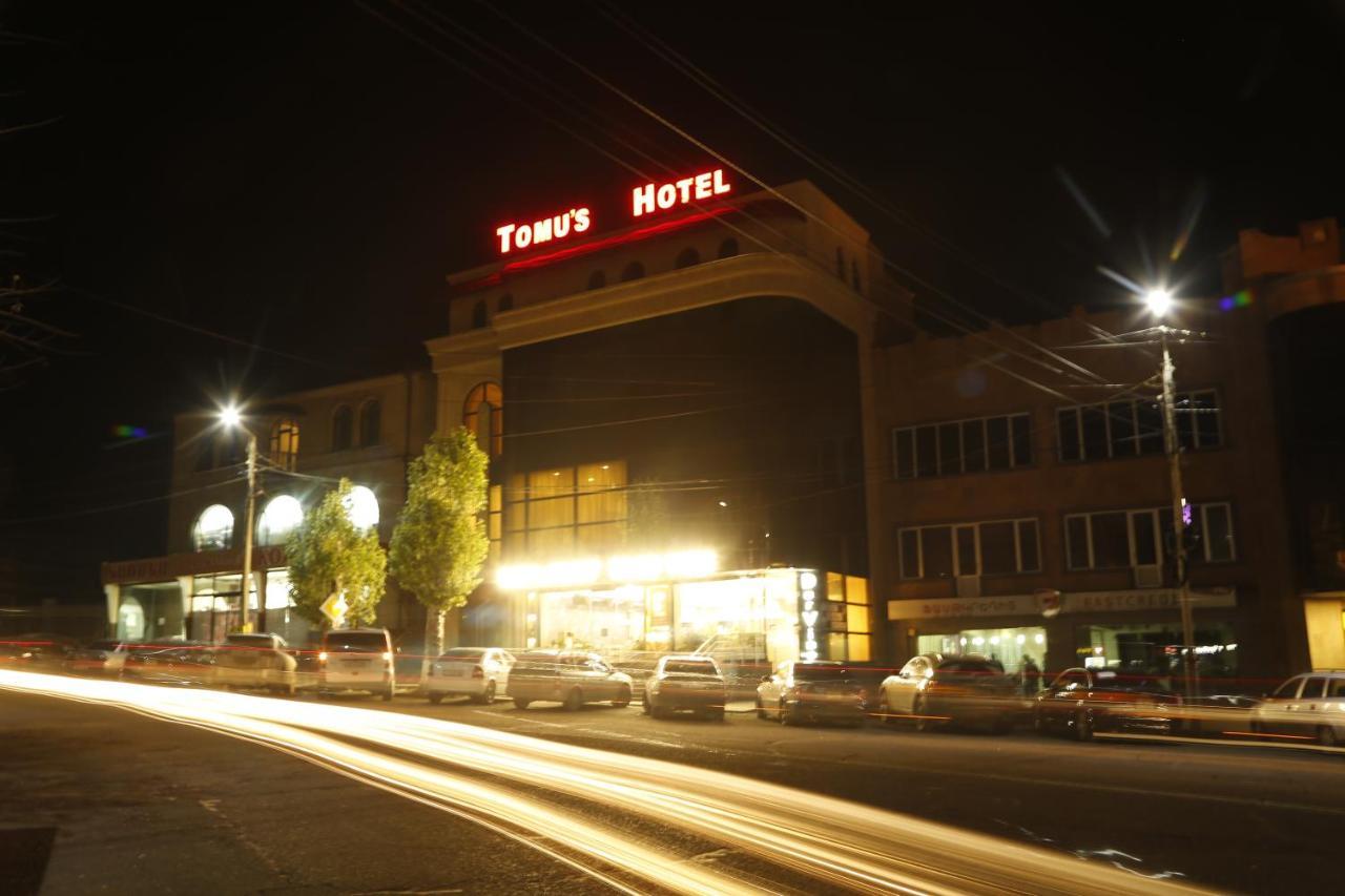 Tomu'S Hotel Guiumri Exterior foto